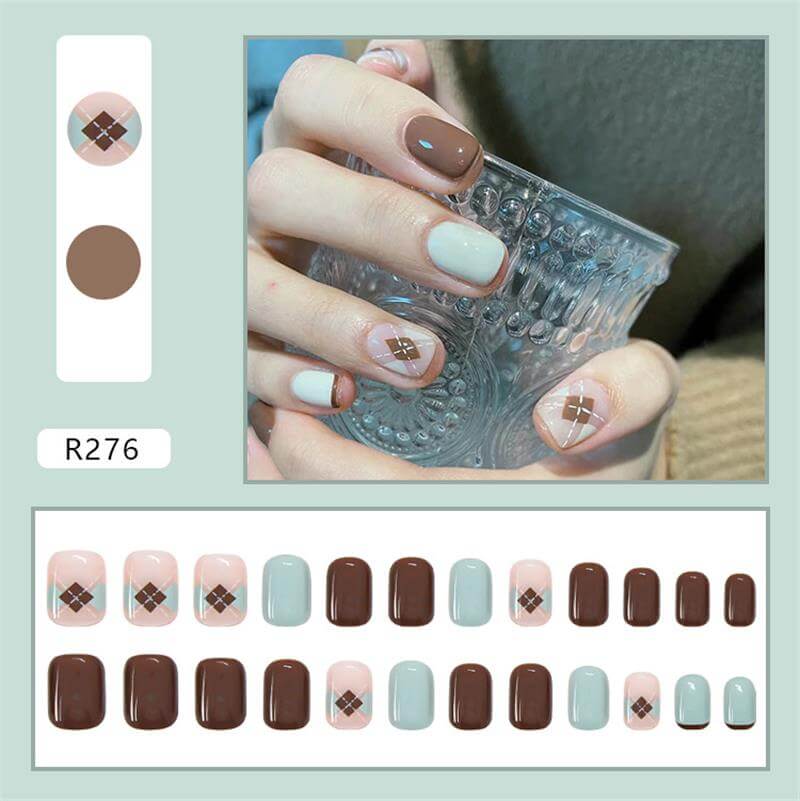 Checkerboard Nail Patch with Jelly Gum (24PCS)