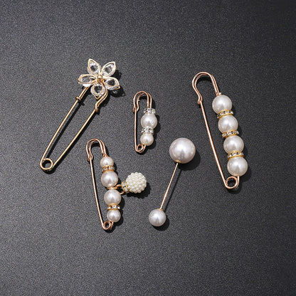 🔥 Buy 1 Get 1 Free · Decorative Pearl Corset Brooch ✨