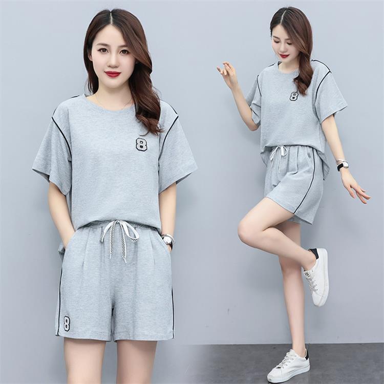 Comfortable Sports Casual 2-Piece Set Short Sleeve + Shorts